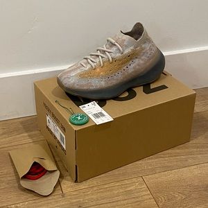 YEEZY BOOST 380 PEPPER